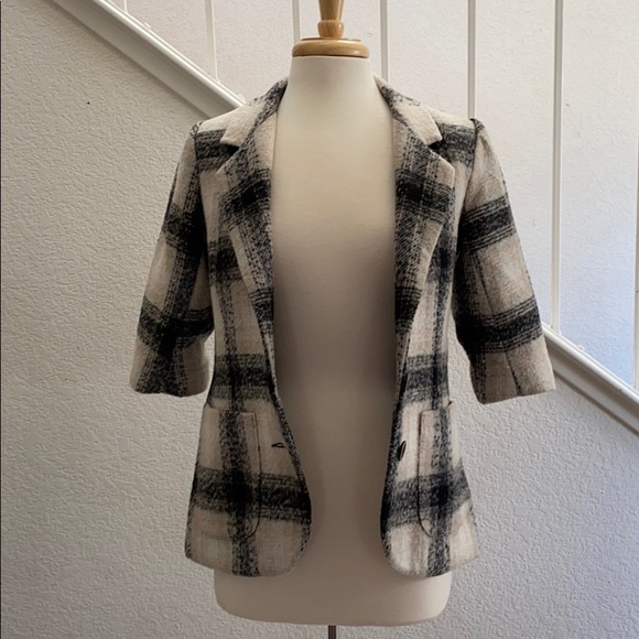 Anthropologie Third Piece Blazer - Picture 5 of 8